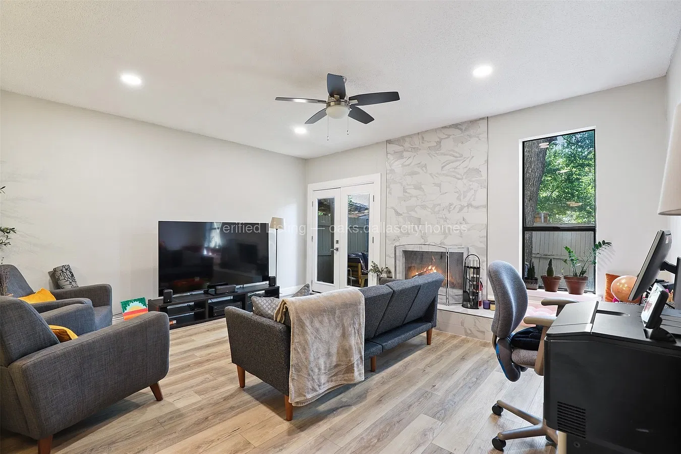2 bed, 2.5 bath, 1200 sqft, $2,100 — Photo 3