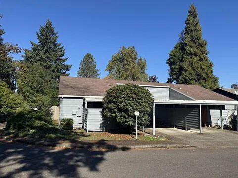 10002 SW Garrett St — Photo 1