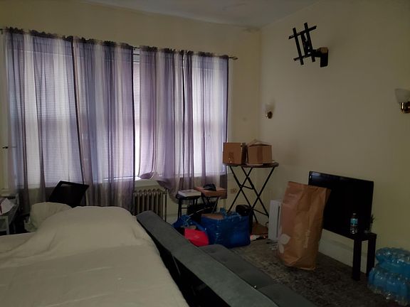previous tenant's decoration