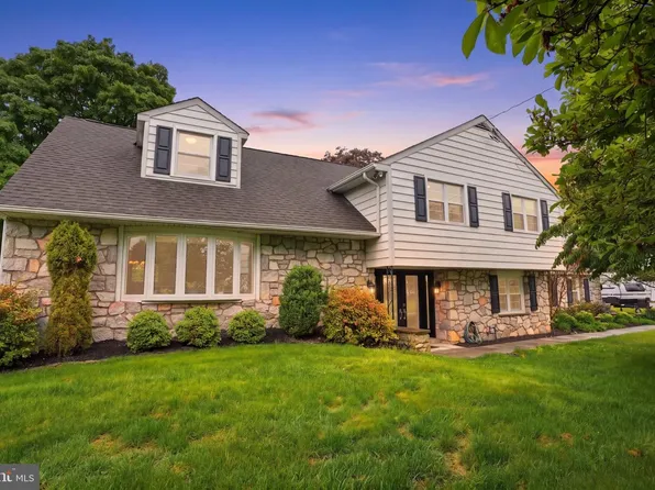 1619 Shepard Dr, Maple Glen, PA 19002