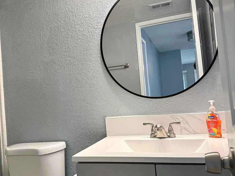 Downstairs full bath