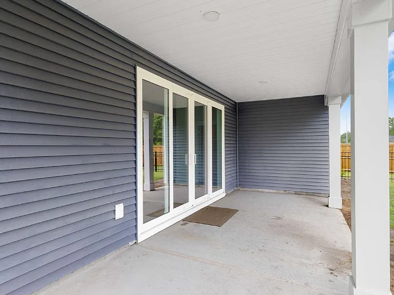322 Whalebone Ave — Photo 39