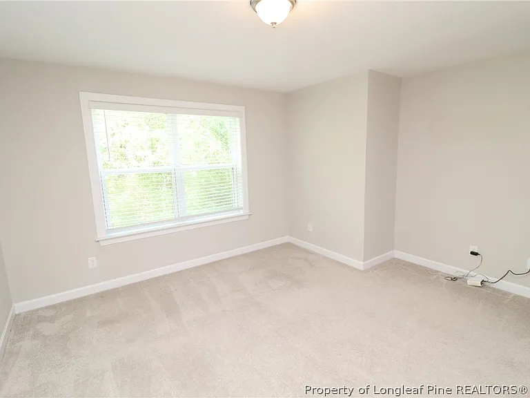 240 Mystwood Hollow Cir — Photo 29