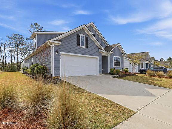 4th image of 3049 Lochgreen Circle
