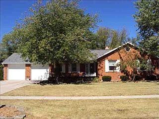 1st image of 2300 Foxbury Ln