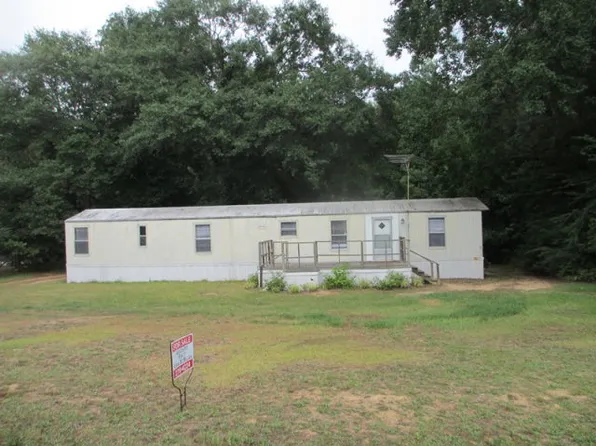 9381 Cedar Ln, Laurinburg, NC 28352