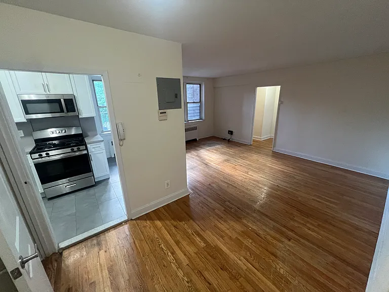 14415 41st Ave #3J — Photo 2
