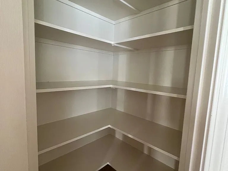 8321 Lewis Ave — Photo 10