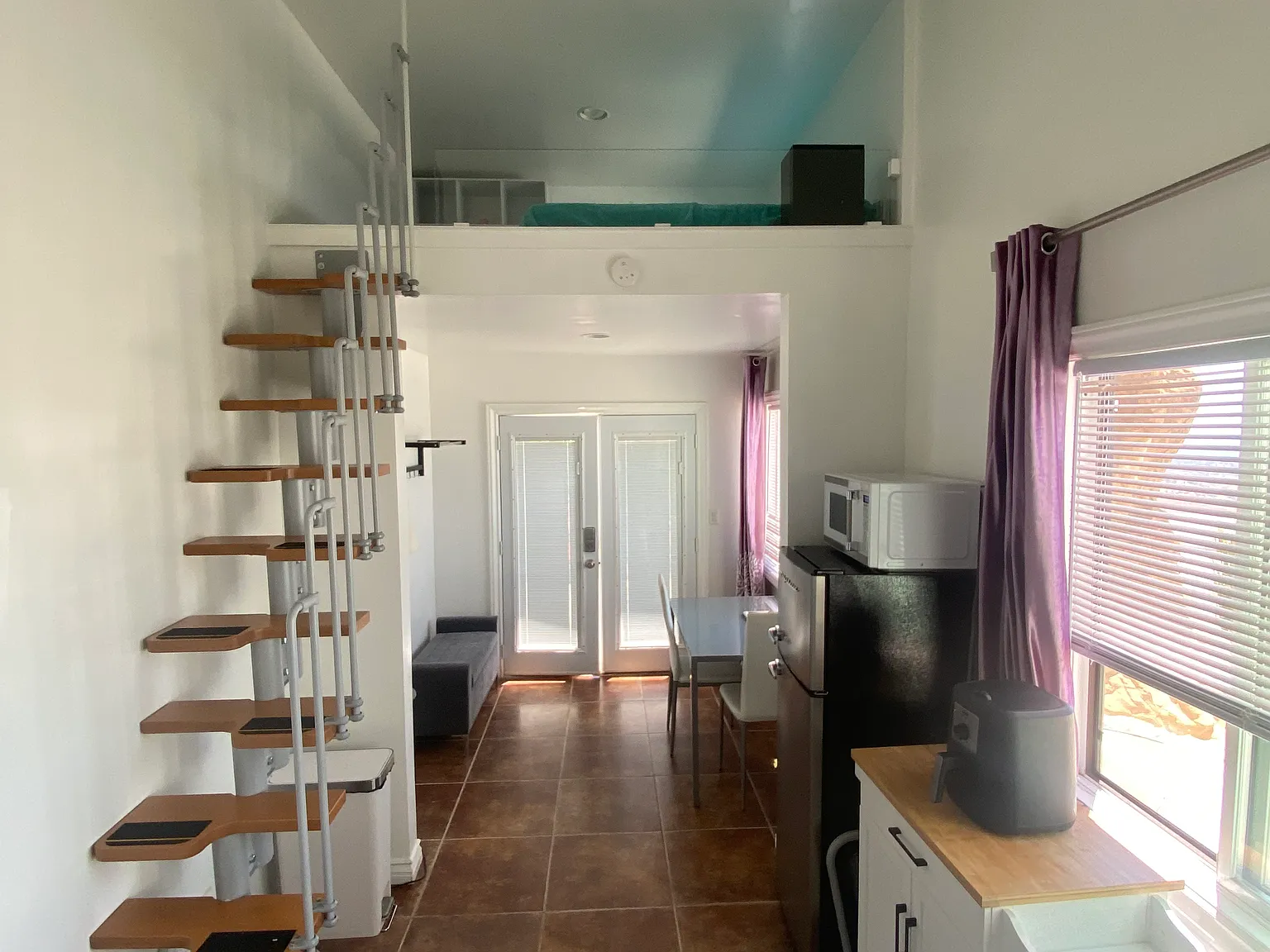 Studio, 500 sqft, $2,000 — Photo 4