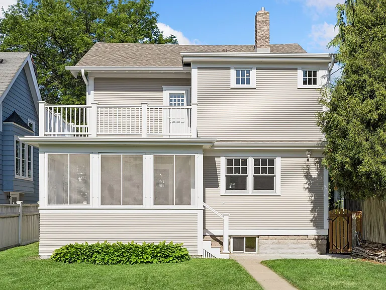 3329 Dupont Ave S — Photo 44