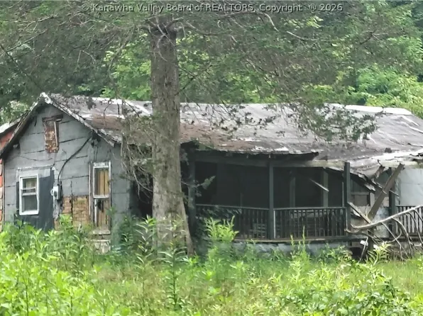 1341 Mulberry Fork Rd, Robson, WV 25173