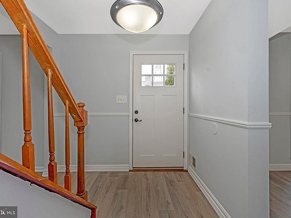 5th image of 20000 Hoffstead Ln