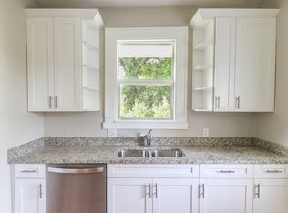 2701 N Essex Ct, Tampa, FL 33602