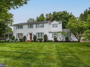 903 Rolling Rd, Moorestown, NJ 08057