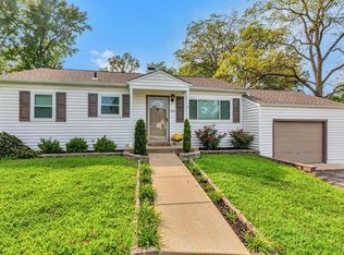 201 Highview Dr, Ballwin, MO