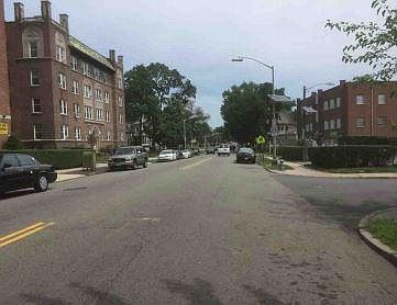 3rd image of 48 Glenwood Ave