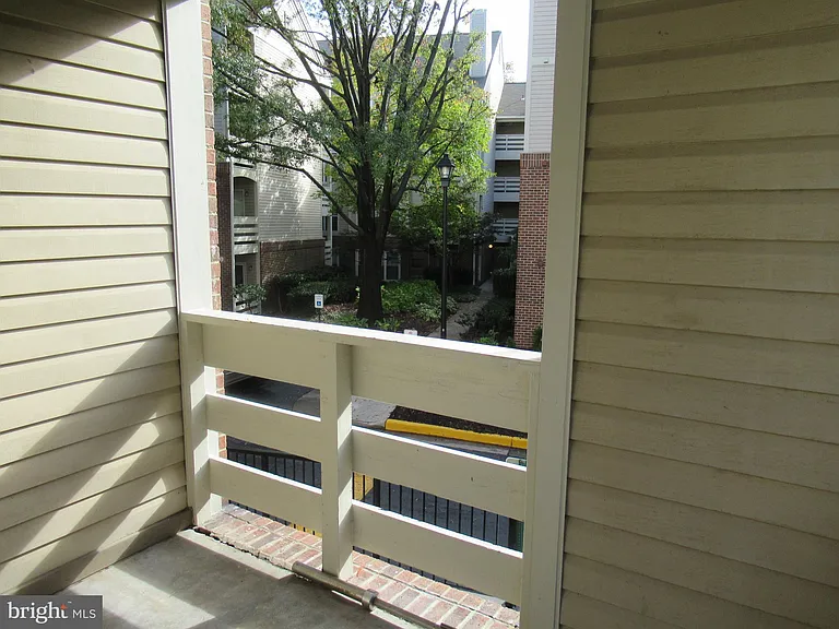 244 S Reynolds St #111 — Photo 24
