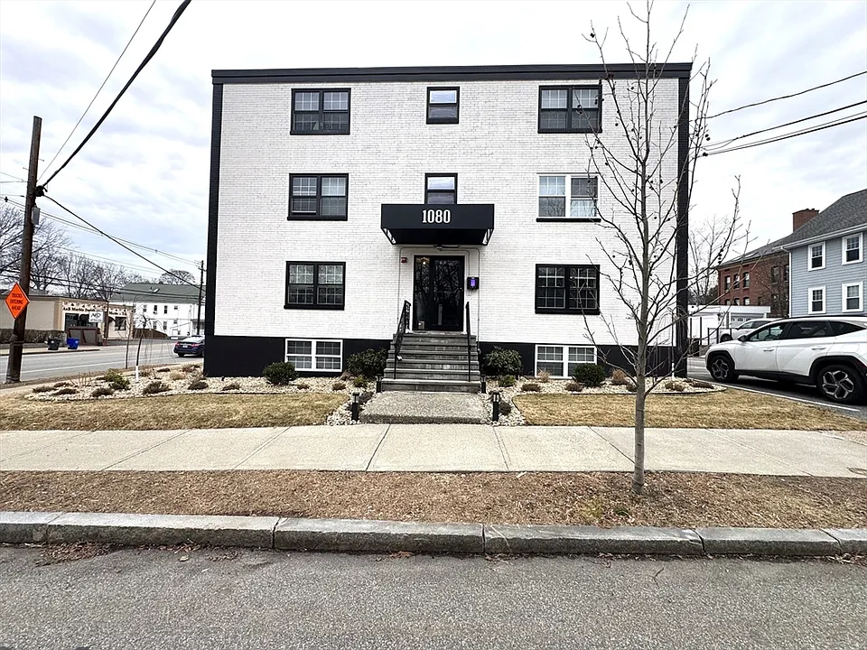 1080 Mass Ave #16