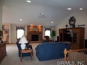 2nd image of 5 Fox Mill Ct