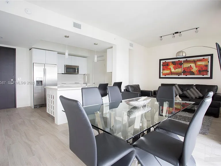 999 SW 1st Ave #2915 — Photo 7