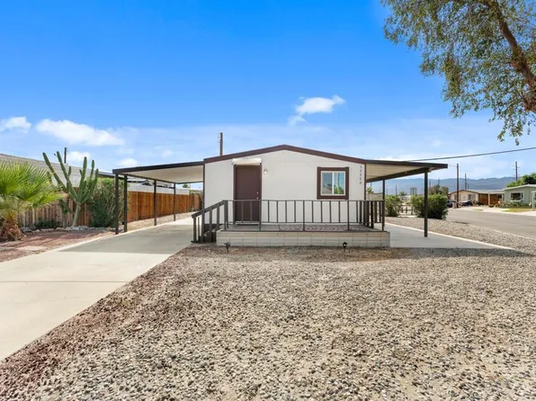 32520 Westchester Dr, Thousand Palms, CA 92276