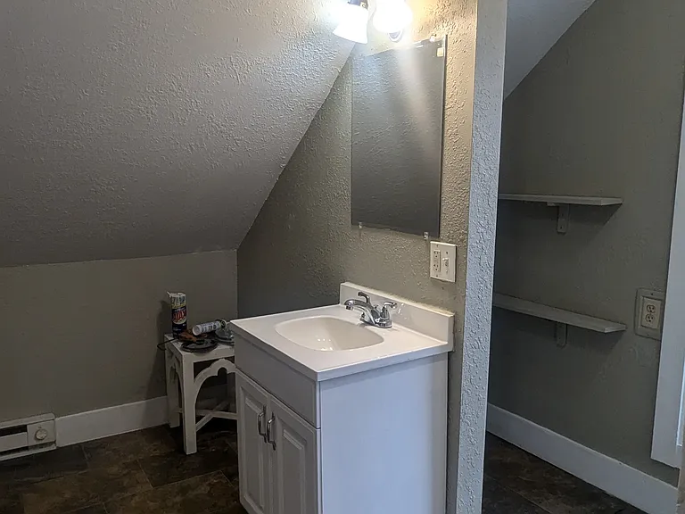 10710 Florian Ave — Photo 10