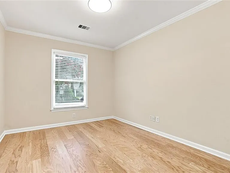 5527 Bridge Pointe Dr — Photo 28