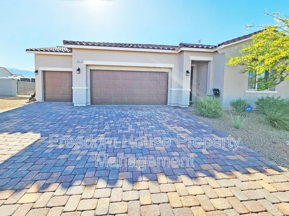 4901 Fairwood Ct, Pahrump, NV 89061