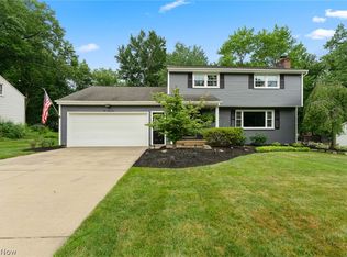 141 Dartmouth Dr, Canfield, OH
