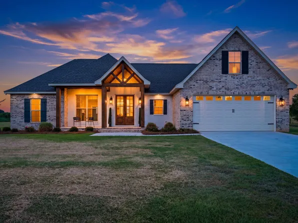 49 Excellor Rd, Sumrall, MS 39482