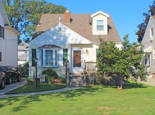 113 Helen Dr, Rossford, OH 43460