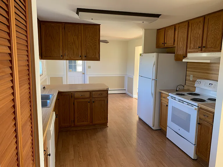 2 Uscg Housing Dr — Photo 21