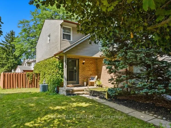 2029 Aldersbrook Rd, London, ON N6G 3N2