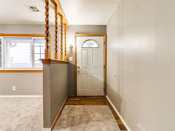 4th image of 116 Sooner Dr