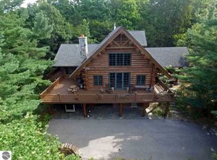 4857 Valley View Rd, Bellaire, MI 49615