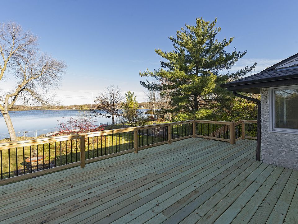 1st image of 5841 W Moore Lake Dr NE