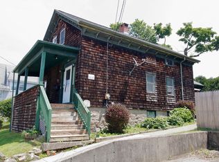 100 Ridge St, Fall River, MA 02721