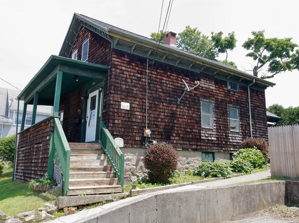 100 Ridge St, Fall River, MA 02721