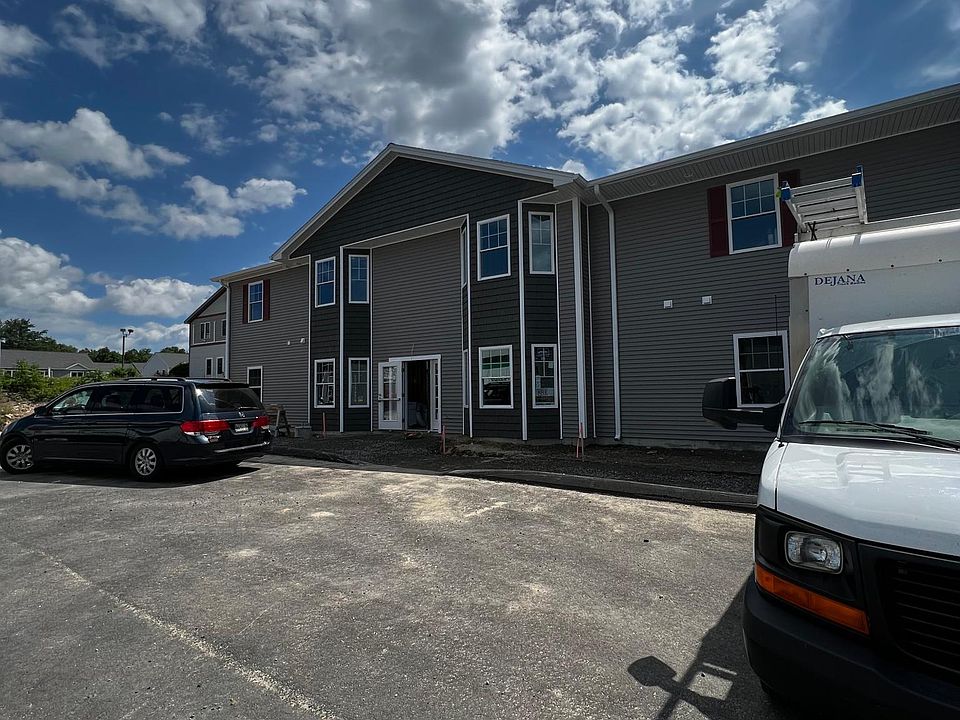 24 Patriots Ln Sanford ME Zillow