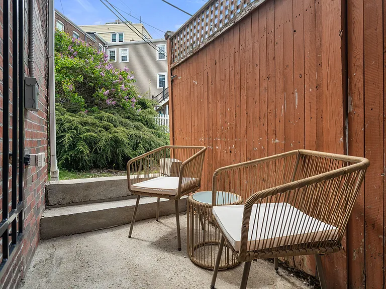 510 Medford St #1 — Photo 20