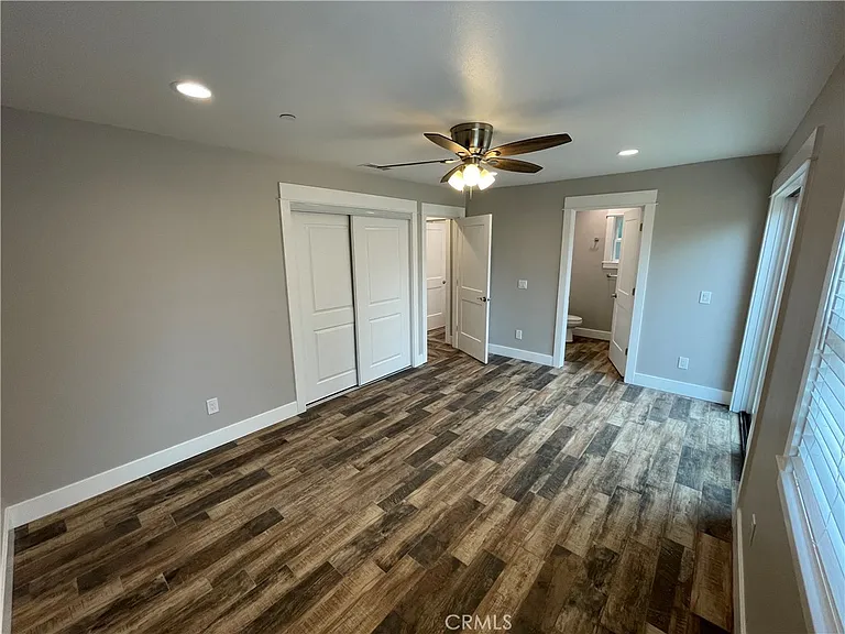 562 E Van Bibber Ave — Photo 24