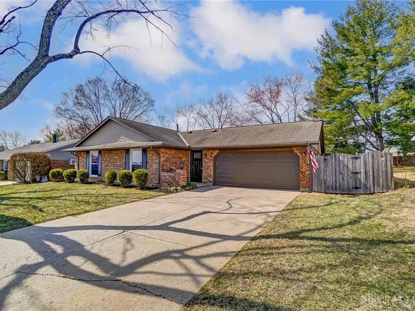 285 Evergreen Dr, Springboro, OH 45066