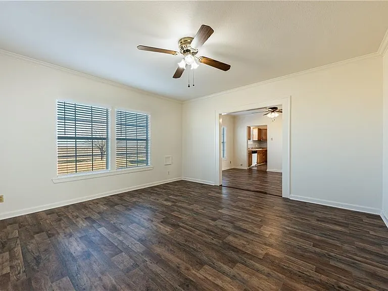 13817 Abrahamson Ct — Photo 4