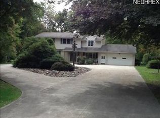 438 Akron Rd, Wadsworth, OH 44281