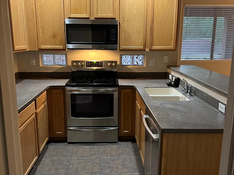8356 N Washakie Way — Photo 3