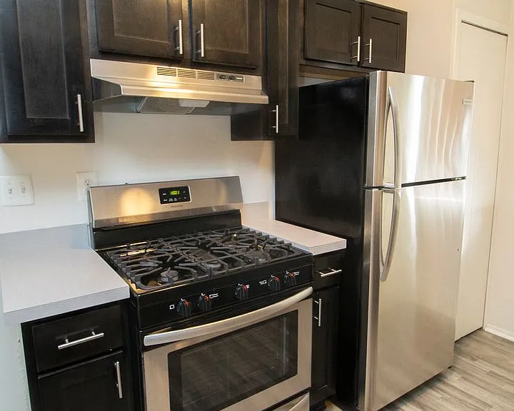 Novi Ridge Apartments — Photo 26