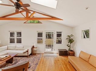 19613 Vision Dr, Topanga, CA 90290