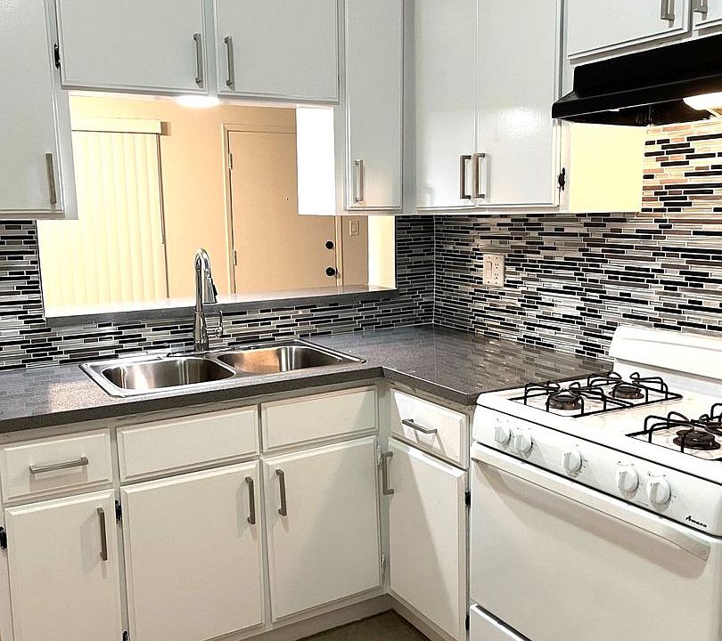 1st image of 5605 Linden Ave APT 3
