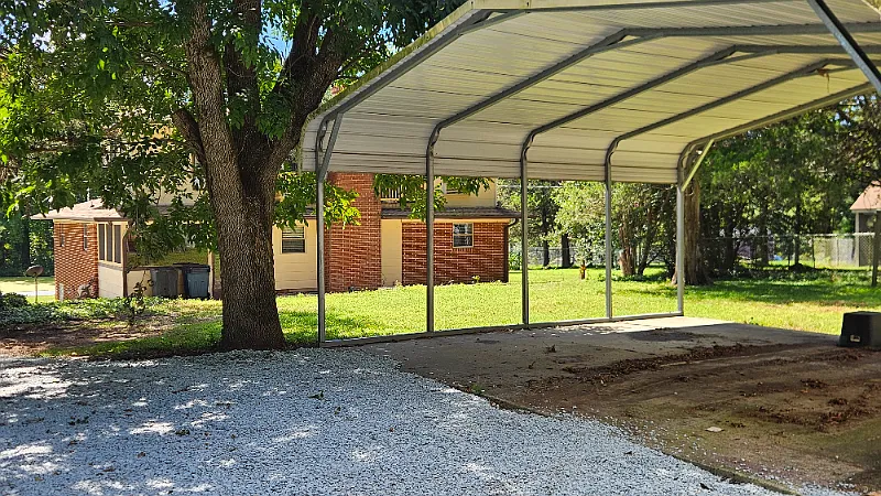 3 bed, 2000 sqft, $2,500 — Photo 4