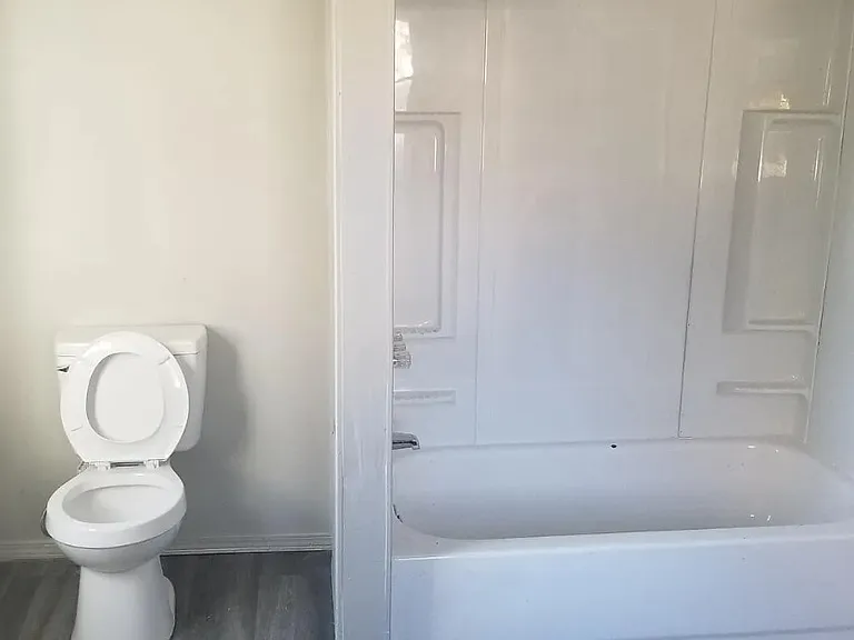 61 Hopkins St — Photo 5